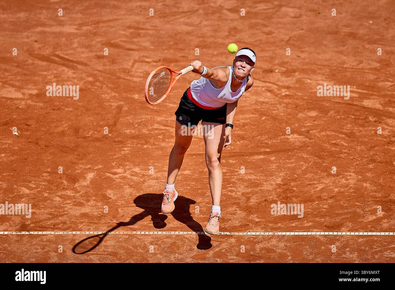 Hambourg, Hambourg, Allemagne. 19 juillet 2025. Anna Pircher d'Autriche sert à Barbara Kostecka de Pologne lors des coupes d'été Tennis Europe 2025 - Girls Tennis, 19.7,2025, Hambourg (Tennis am Rothenbaum), Allemagne, Foto : Mathias Schulz (crédit image : © Mathias Schulz/ZUMA Press Wire) USAGE ÉDITORIAL SEULEMENT ! Non destiné à UN USAGE commercial ! Banque D'Images