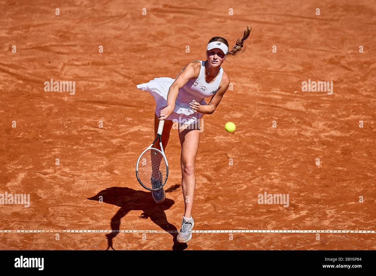 Hambourg, Hambourg, Allemagne. 19 juillet 2025. Barbara Kostecka de Pologne sert à Anna Pircher d'Autriche lors des coupes d'été Tennis Europe 2025 - Girls Tennis, 19.7,2025, Hambourg (Tennis am Rothenbaum), Allemagne, Foto : Mathias Schulz (crédit image : © Mathias Schulz/ZUMA Press Wire) USAGE ÉDITORIAL SEULEMENT ! Non destiné à UN USAGE commercial ! Banque D'Images
