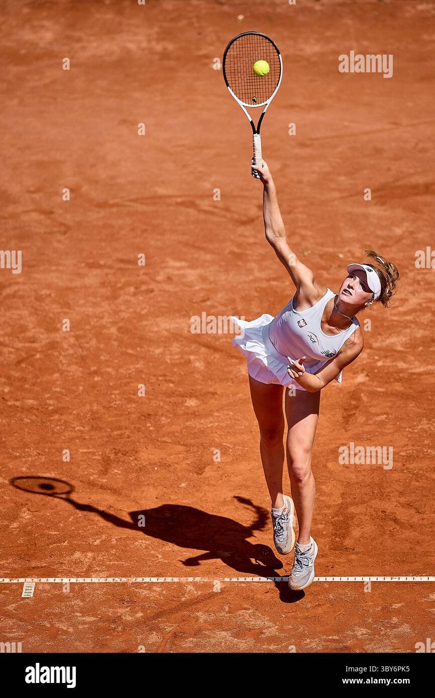 Hambourg, Hambourg, Allemagne. 19 juillet 2025. Barbara Kostecka de Pologne sert à Anna Pircher d'Autriche lors des coupes d'été Tennis Europe 2025 - Girls Tennis, 19.7,2025, Hambourg (Tennis am Rothenbaum), Allemagne, Foto : Mathias Schulz (crédit image : © Mathias Schulz/ZUMA Press Wire) USAGE ÉDITORIAL SEULEMENT ! Non destiné à UN USAGE commercial ! Banque D'Images