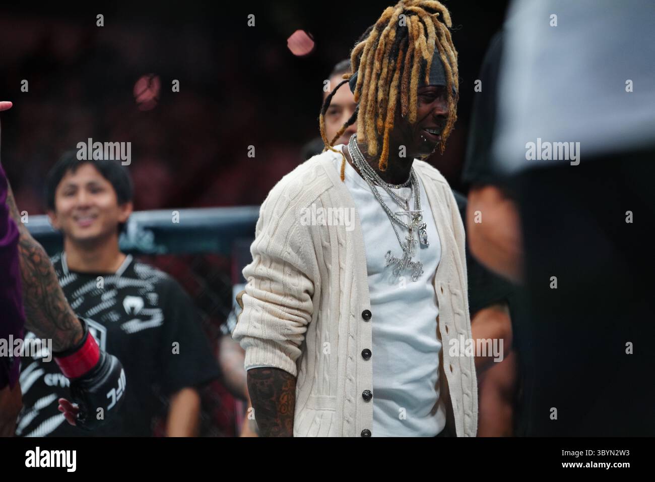 New Orleans, Louisiane, États-Unis. 19 juillet 2025. NEW ORLEANS, LOS ANGELES - 19 JUILLET : Lil Wayne à l'UFC318 - Holloway vs Poirier 3 au Smoothie King Center le 19 juillet 2025 à la Nouvelle-Orléans, LOS ANGELES (photo par Louis Grasse/PxImages) crédit : px images/Alamy Live News Banque D'Images