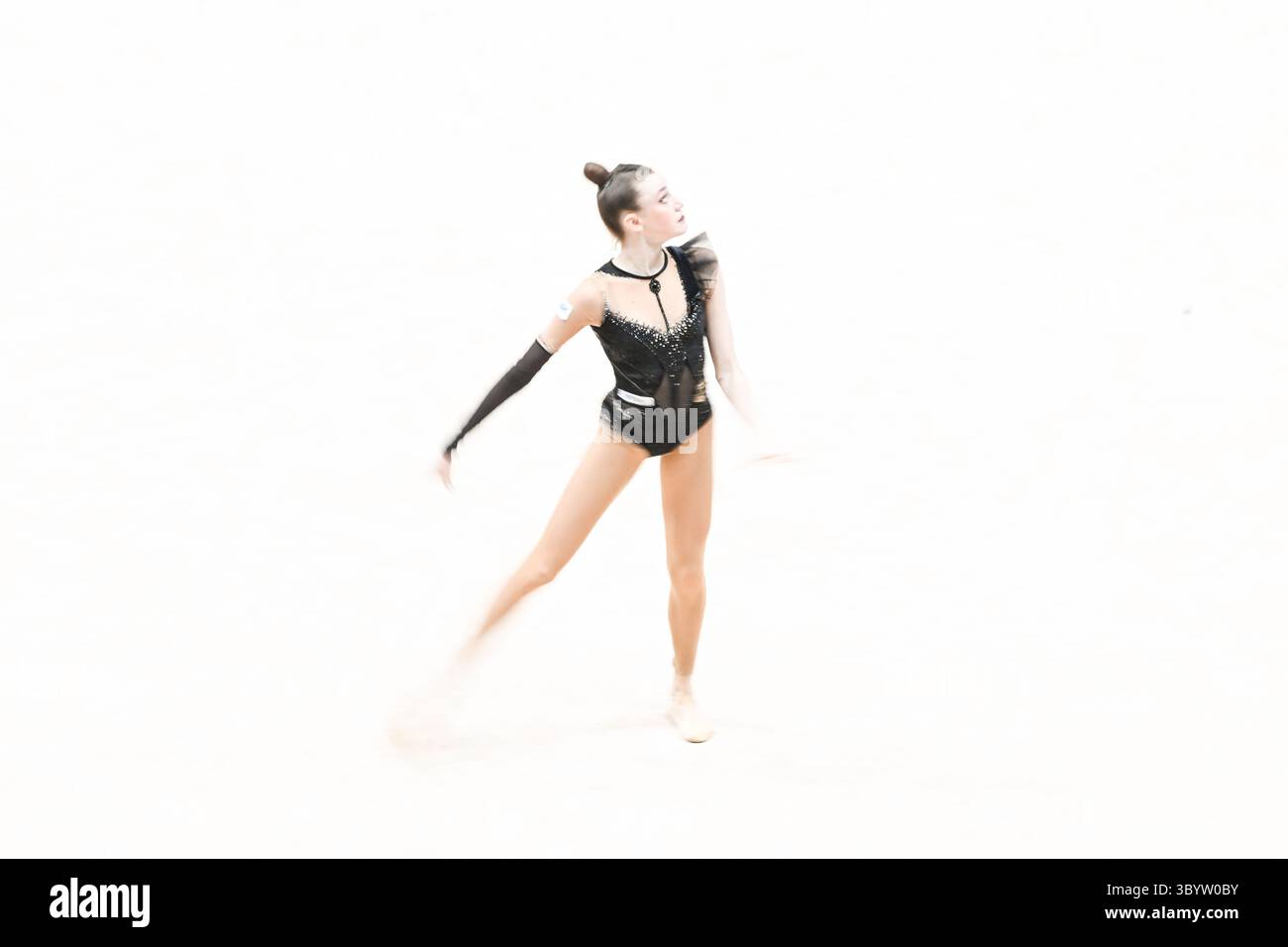 Milan, Italie. 20 juillet 2025. Varfolomeev Darja de GER vu en action lors de la compétition des clubs dans la finale de la Coupe du monde de gymnastique rythmique FIG 2025 Milan au Forum Unipol. Photo Tiziano Ballabio crédit : Tiziano Ballabio/Alamy Live News Banque D'Images