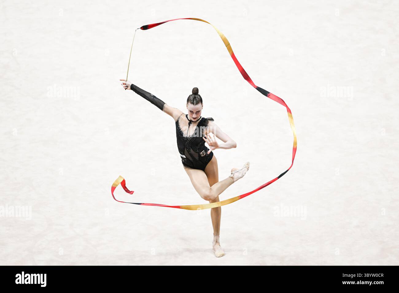 Milan, Italie. 20 juillet 2025. Varfolomeev Darja de GER vu en action lors de la compétition des clubs dans la finale de la Coupe du monde de gymnastique rythmique FIG 2025 Milan au Forum Unipol. Photo Tiziano Ballabio crédit : Tiziano Ballabio/Alamy Live News Banque D'Images