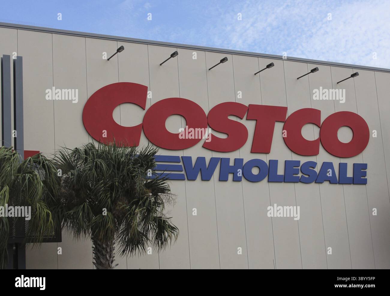 Tampa FL - 6 novembre 2024 : Costco Wholesale Store situé à Tampa en Floride Banque D'Images