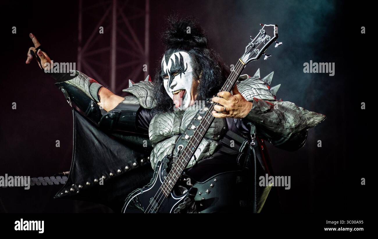 28 juin 2019 - Trondheim, Norvège - Trondheim, Norvège - 28 juin 2019. Le groupe de rock américain Kiss donne un concert live lors du festival de musique norvégien Trondheim Rocks 2019. Ici, le chanteur et bassiste Gene Simmons est vu en direct sur scène. (Crédit photo : Gonzales photo - Tor Atle Kleven) (crédit image : © Tor Atle Kleven/Gonzales photo via ZUMA Press) Banque D'Images