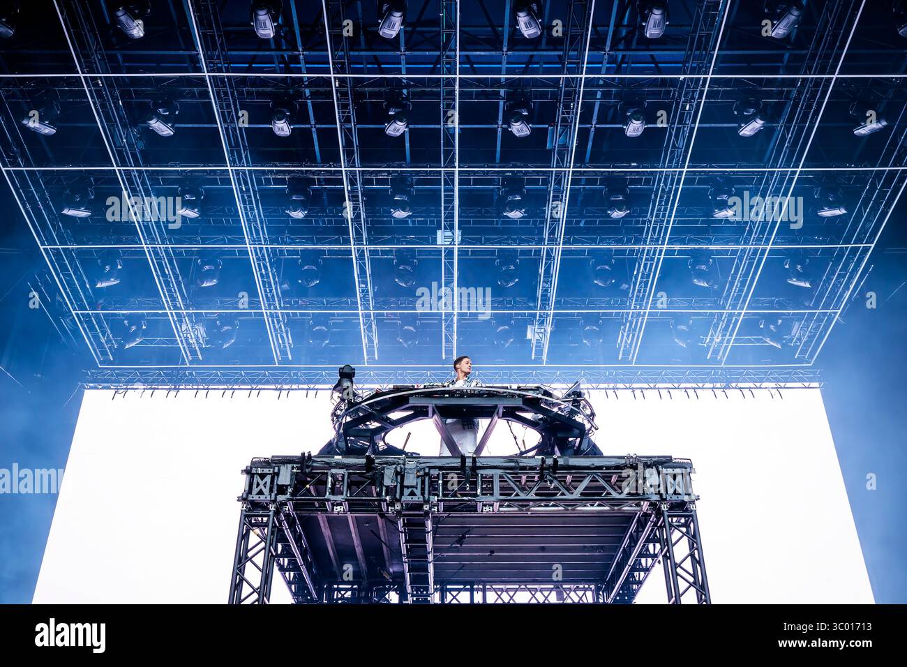 2 juillet 2022, Norvège, Oslo, Ullevaal Stadion : Oslo, Norvège. 02 juillet 2022. Le producteur, DJ et remixeur norvégien KYGO donne un concert au stade Ullevaal d'Oslo., Credit :Terje Dokken / ZUMA Press (Credit image : © Terje Dokken/Gonzales photo via ZUMA Press) Banque D'Images