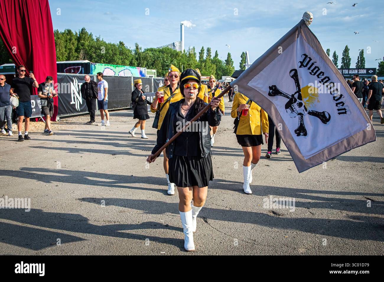 18 juin 2022, Danemark, Copenhague : Copenhague, Danemark. 18 juin 2022. L'ambiance est excellente parmi les festivaliers au populaire festival danois de heavy metal Copenhague 2022 à Copenhague., Credit :Sebastian Dammark / ZUMA Press (Credit image : © Sebastian Dammark/Gonzales photo via ZUMA Press) Banque D'Images