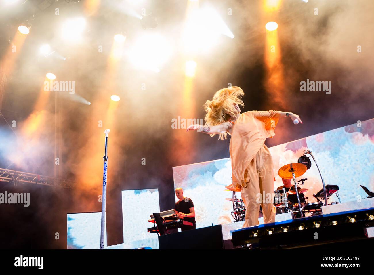 15 juin 2018 - Bergen, Norvège - Norvège, Bergen - 15 juin 2018. La chanteuse, compositrice et musicienne norvégienne Gabrielle Susanne Solheim Leithaug est surtout connue sous le nom de Gabrielle et donne ici un concert live lors du festival de musique norvégien Bergenfest 2018 à Bergen. (Crédit photo : Gonzales photo - Jarle H. Moe) (crédit image : © Jarle H. Moe/Gonzales photo via ZUMA Press) Banque D'Images