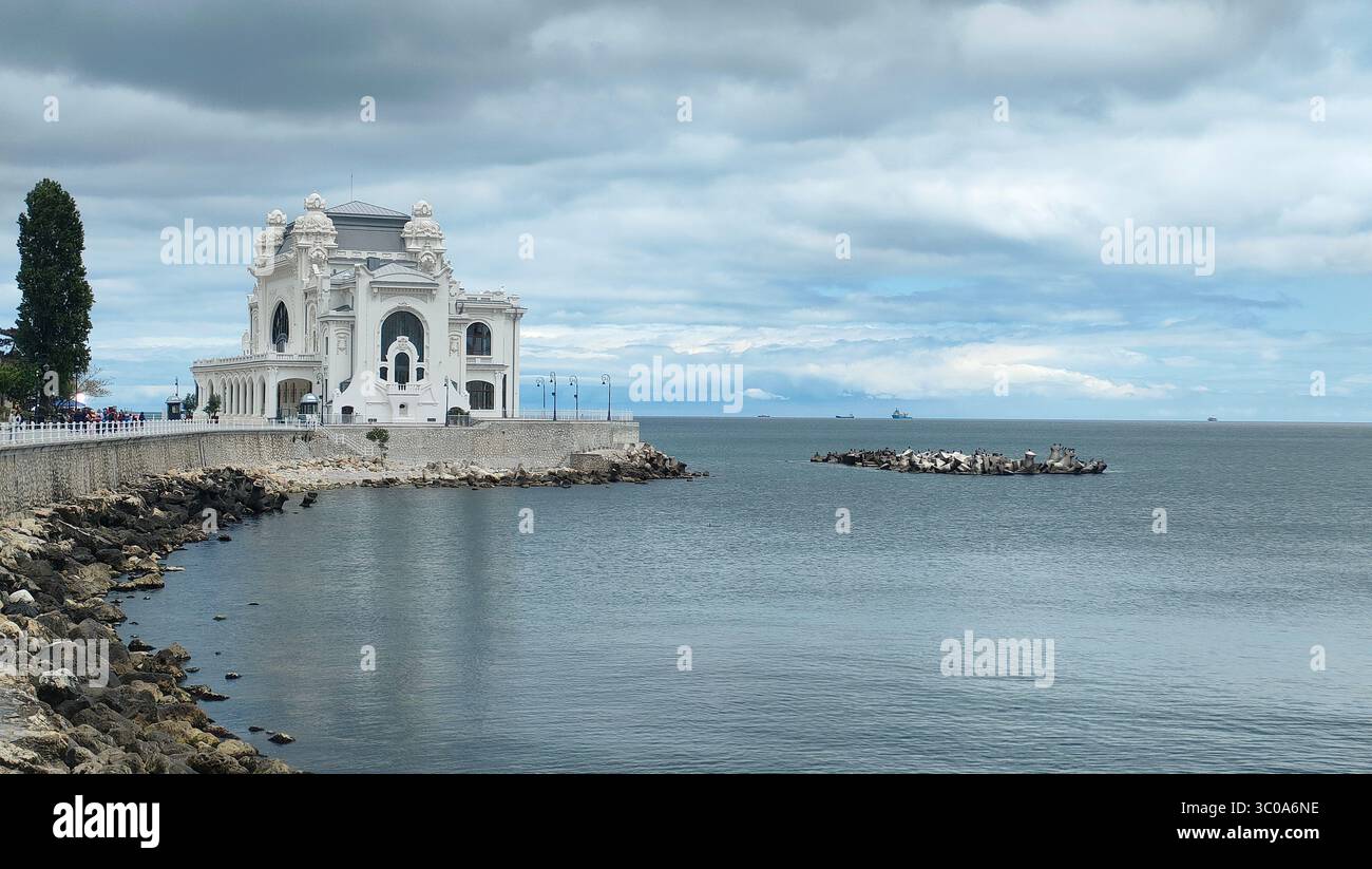 Casino de Constanța, Roumanie, mer Noire - Image de stock capturée avec un smartphone