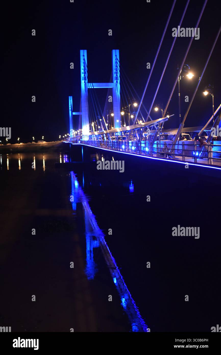 cable resté ciel galerie pont ambhora nagpur bhandara maharashtra inde Banque D'Images