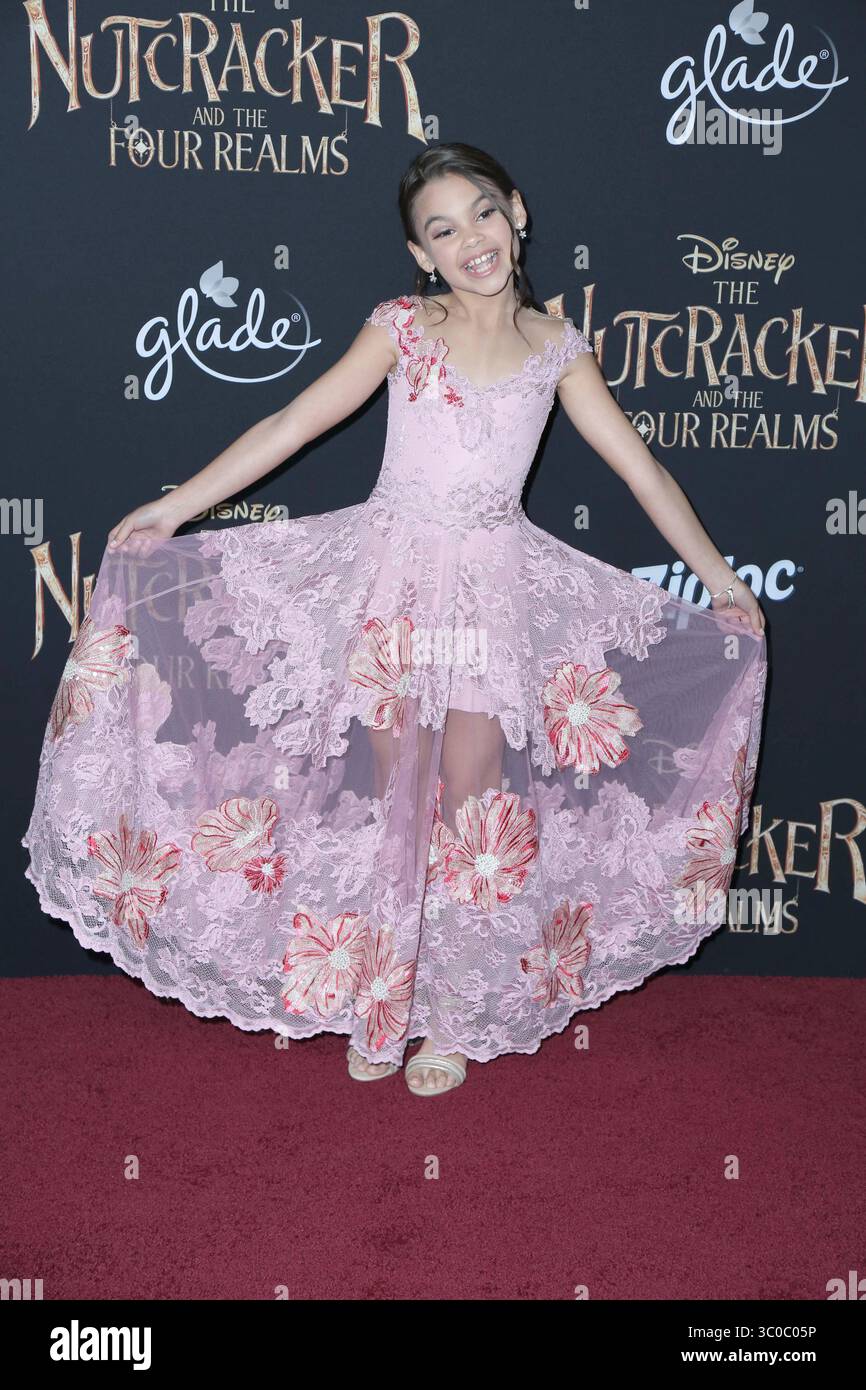 29 octobre 2018 - Los Angeles, CA, USA - LOS ANGELES - OCT 29 : Ariana Greenblatt à la première de ''The Nutcracker and the four Realms'' au Dolby Ballroom le 29 octobre 2018 à Los Angeles, CA (crédit image : © Kathy Hutchins via ZUMA Wire) Banque D'Images