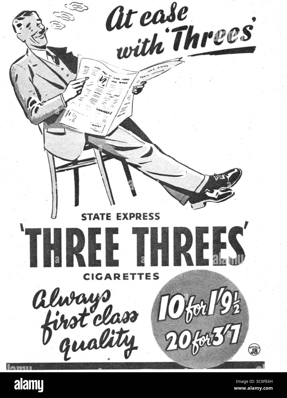 Magazine John Bull. State Express cigarettes vintage annonce 1951. Homme se relaxant dans la chaise lisant le journal. Banque D'Images