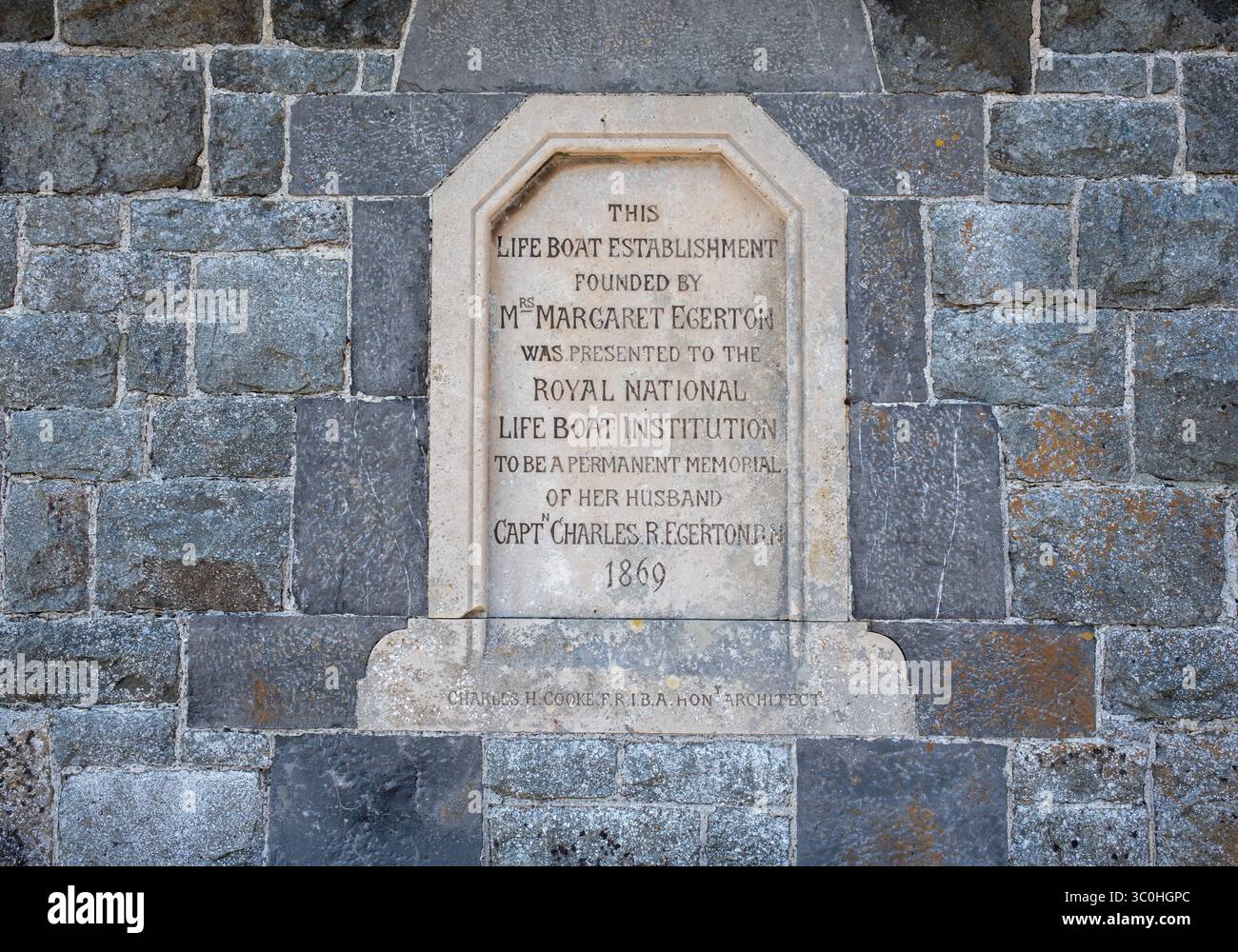 RNLI Life Boat Memorial à Solva Pembrokeshire West Wales UK Banque D'Images