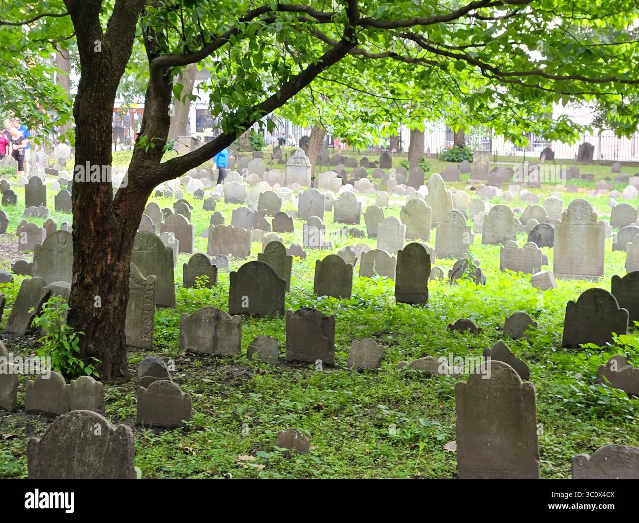 Ground d'enfouissement de grenier sur le Freedom Trail- Boston, ma. Le site de la tombe de Paul Revere - Image de stock capturée avec un smartphone