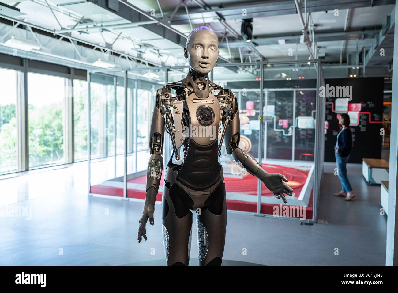 Ameca robot Banque de photographies et d’images à haute résolution - Alamy