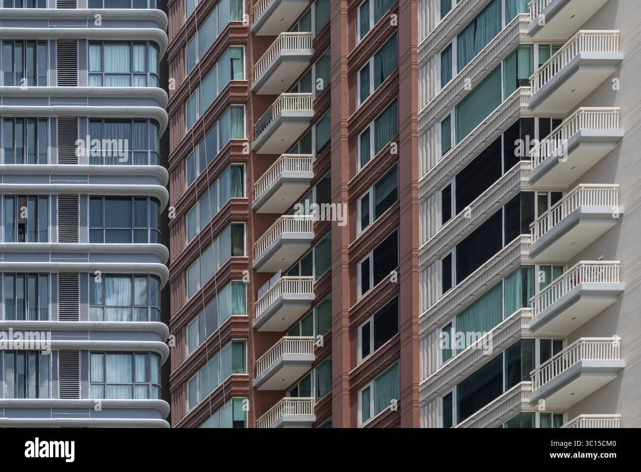 Façade de bloc d'appartements, Bangkok, Thaïlande Banque D'Images