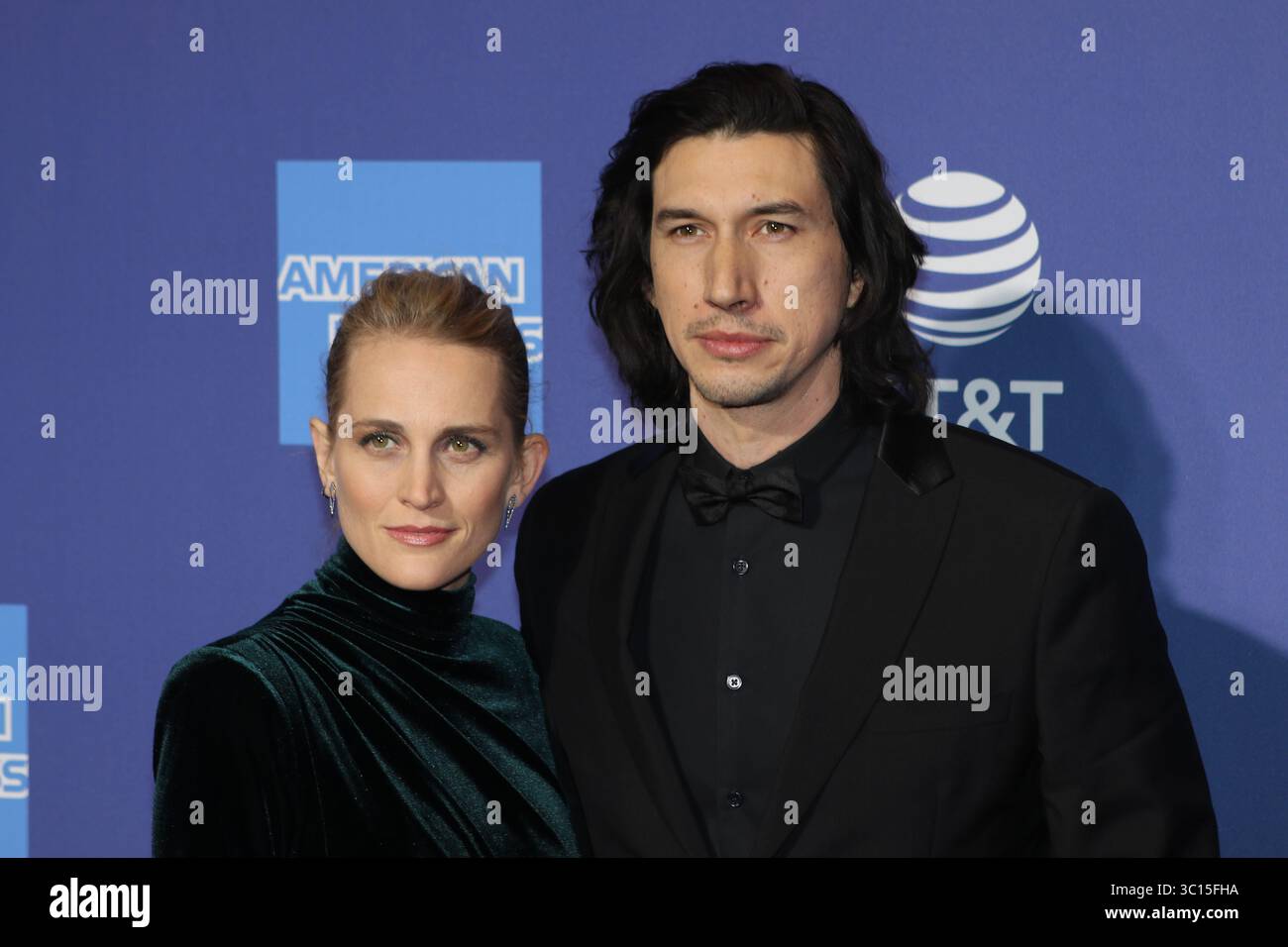 3 janvier 2019 - Palm Springs, Californie, États-Unis - L'actrice JOANNE TUCKER et son mari, Star Wars Kylo Ren acteur, ADAM PILOTE sur le tapis rouge lors de la 30e édition des Palm Springs International film Festival Gala Awards. Les Gala Awards ont eu lieu au Palm Springs Convention Center. (Crédit image : © Dane Andrew/ZUMA Wire/ZUMAPRESS.com) Banque D'Images