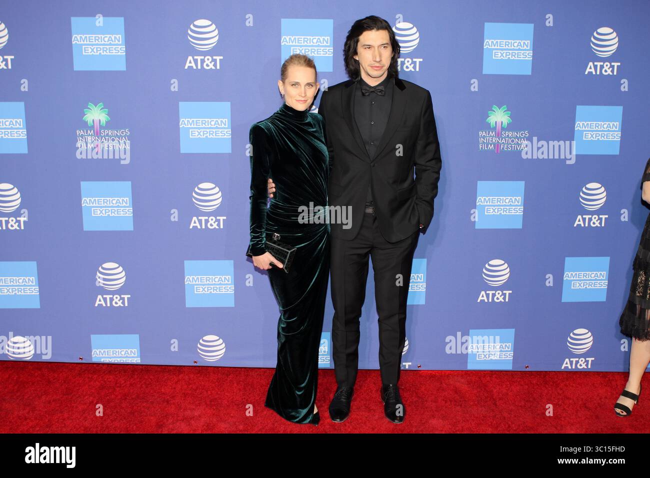 3 janvier 2019 - Palm Springs, Californie, États-Unis - L'actrice JOANNE TUCKER et son mari, Star Wars Kylo Ren acteur, ADAM PILOTE sur le tapis rouge lors de la 30e édition des Palm Springs International film Festival Gala Awards. Les Gala Awards ont eu lieu au Palm Springs Convention Center. (Crédit image : © Dane Andrew/ZUMA Wire/ZUMAPRESS.com) Banque D'Images