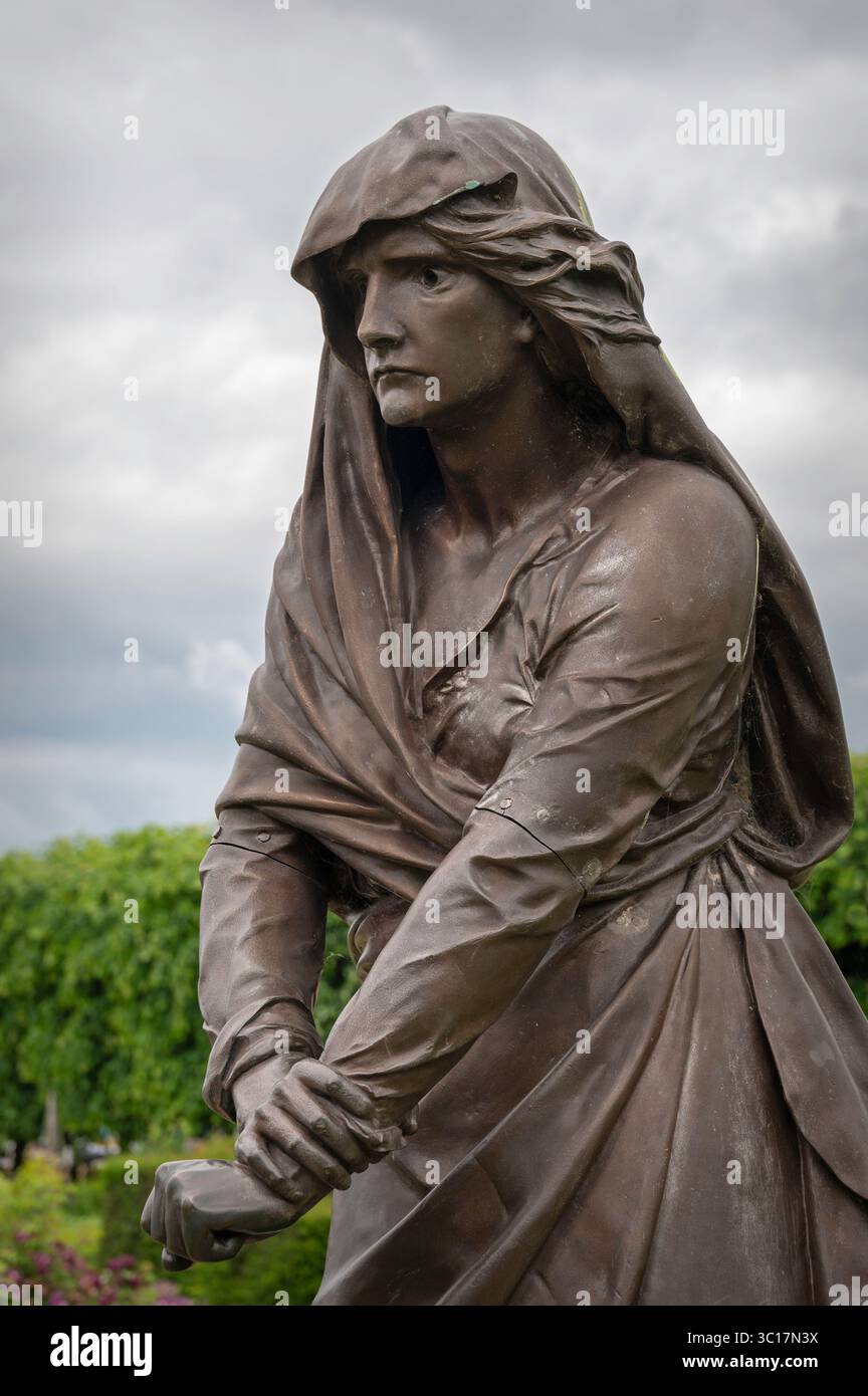 Statue en bronze de Lady Macbeth, qui fait partie du monument commémoratif Gower du XIXe siècle à Bancroft Gardens, Stratford-upon-Avon, Warwickshire, Angleterre, Royaume-Uni. Banque D'Images
