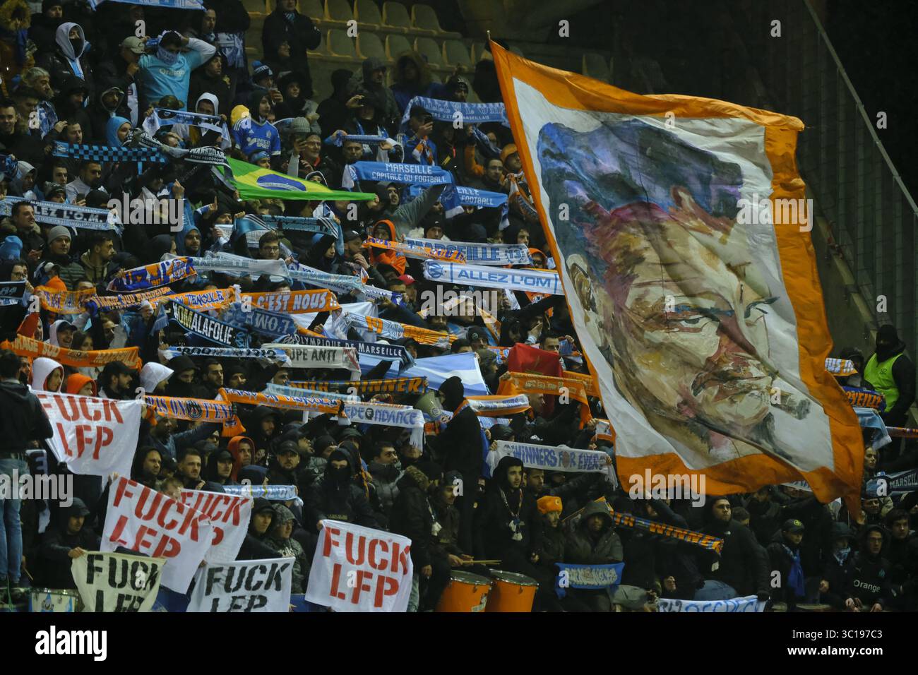 3 février 2019 - Reims, Marne, France - les Fan's de Marseille lors du championnat de France de football, Ligue 1 Conforama, stade de Reims contre l'Olympique de Marseille à Auguste Delaune Stadium Reims - France..Reims a gagné 2-1 (crédit image : © Pierre Stevenin/ZUMA Wire) Banque D'Images