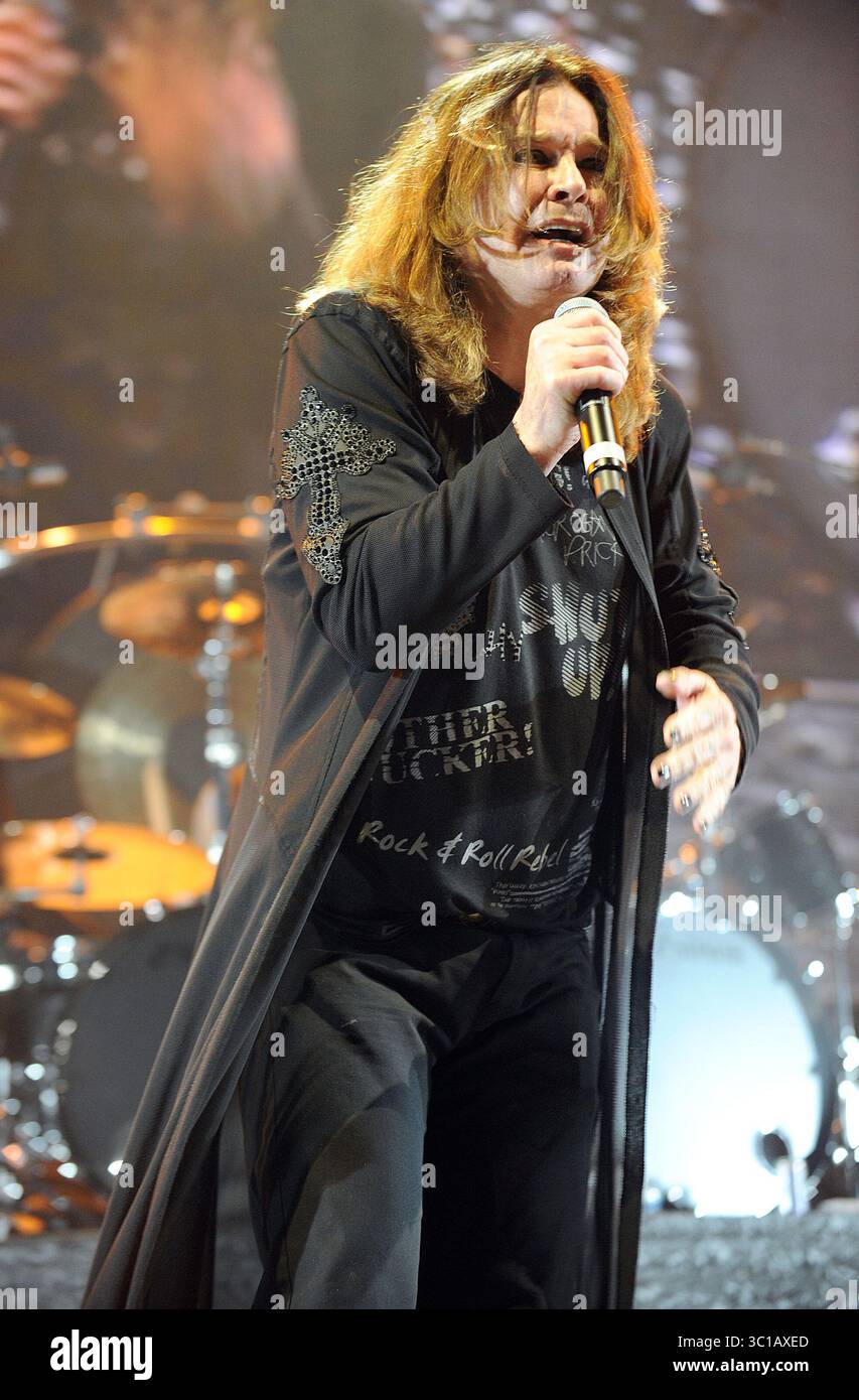 New York, États-Unis. 1er décembre 2010. 1er décembre 2010 New York, NY Ozzy Osbourne Ozzy Osbourne Live at Madison Square Garden. © E.M./AFF-USA.COM crédit : AFF/Alamy Live News Banque D'Images