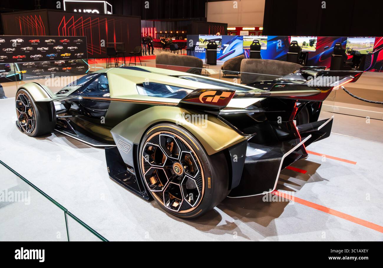 Lamborghini V12 Vision Gran Turismo car au salon international de l'automobile de Genève. Suisse - 26 février 2024. Banque D'Images