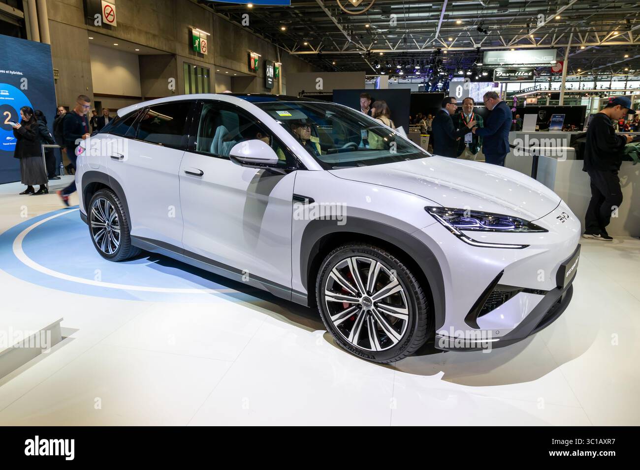 BYD Sealion 7 (2025) voiture électrique. Paris, France - 14 octobre 2024 Banque D'Images