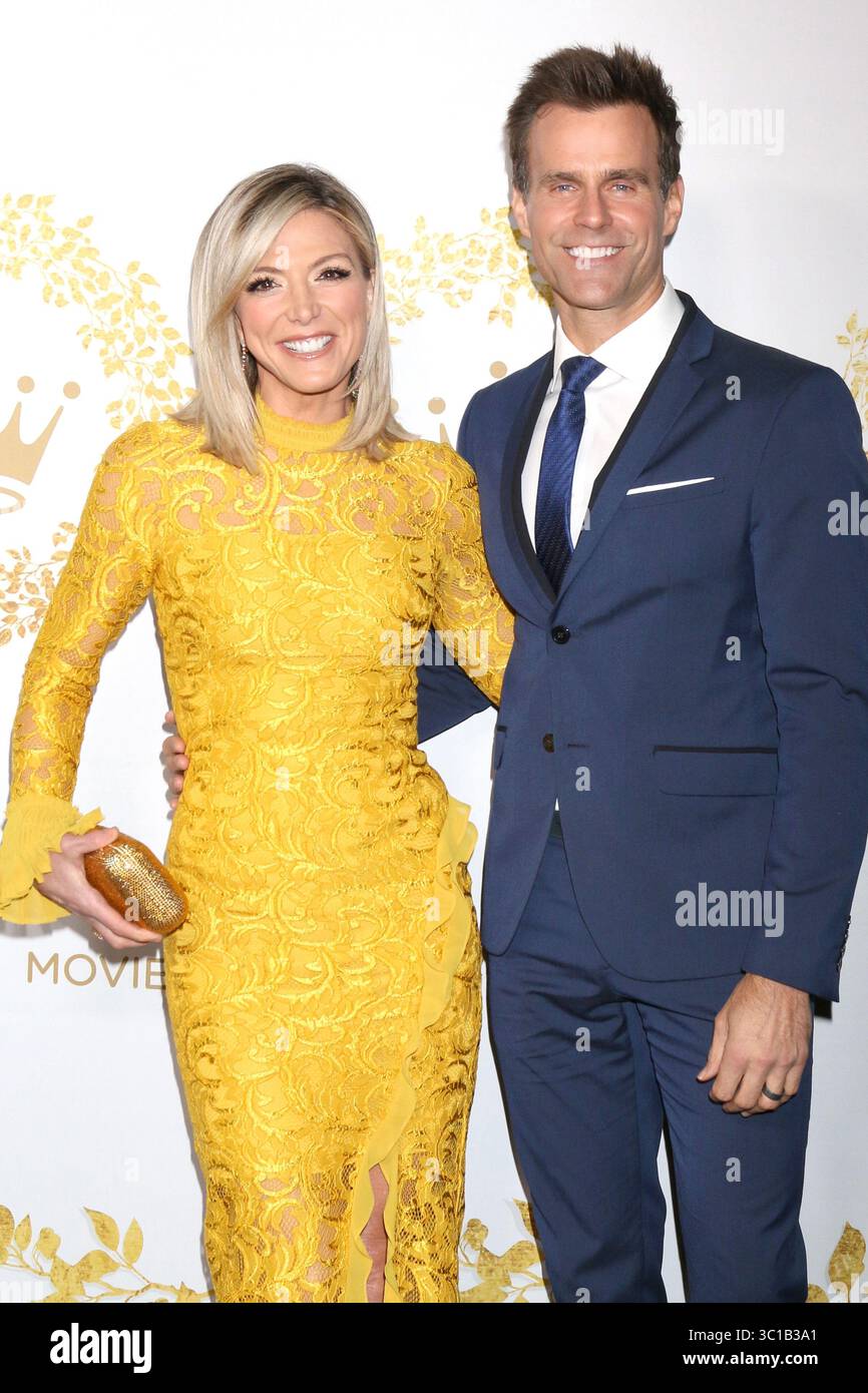 9 février 2019 - Pasadena, CA, USA - LOS ANGELES - 9 février : Debbie Matenopoulos, Cameron Mathison à l'événement Hallmark Winter 2019 TCA à la Tournament House le 9 février 2019 à Pasadena, CA (crédit image : © Kathy Hutchins via ZUMA Wire) Banque D'Images