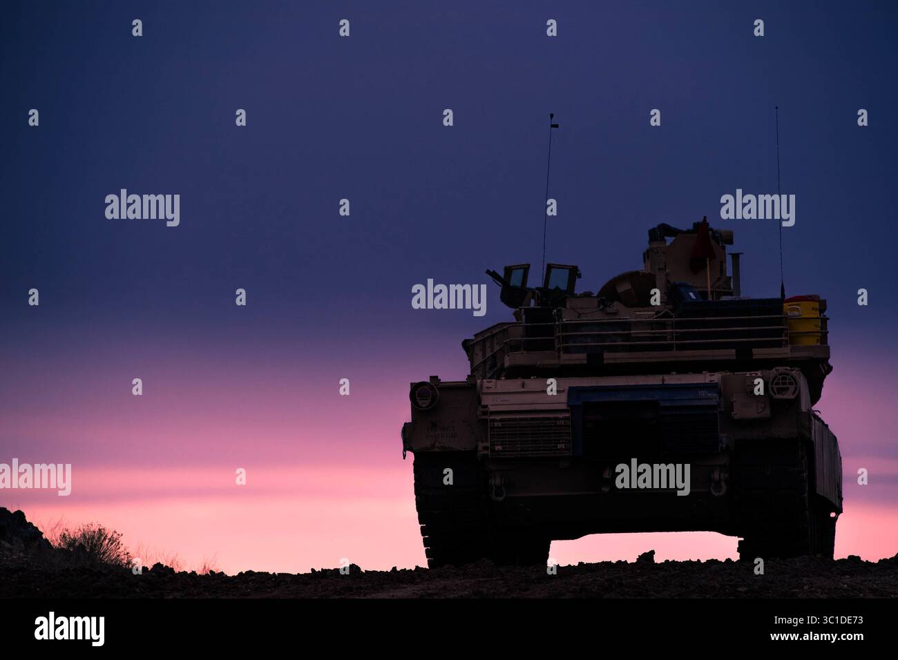 4 février 2019 - boise, Idaho, États-Unis - Alpha Company, 2e bataillon, 116e régiment de cavalerie, conduit la table six qualification d'équipage de chars 4 février 2019, Orchard combat Training Center. Les soldats de la Garde nationale de l'armée de l'Idaho se préparent pour la prochaine rotation de l'équipe de combat de la 116e brigade du Calvaire au National Training Center, Fort Irwin, Calif, plus tard cette année. (Crédit image : © U.S. Navy/ZUMA Wire/ZUMAPRESS.com) Banque D'Images