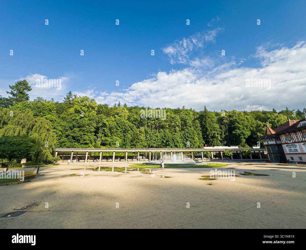 La Colonnade à Luhacovice Spa, région de Zlin, République tchèque, 17 juillet 2025. (CTK photo/Libor Sojka) Banque D'Images