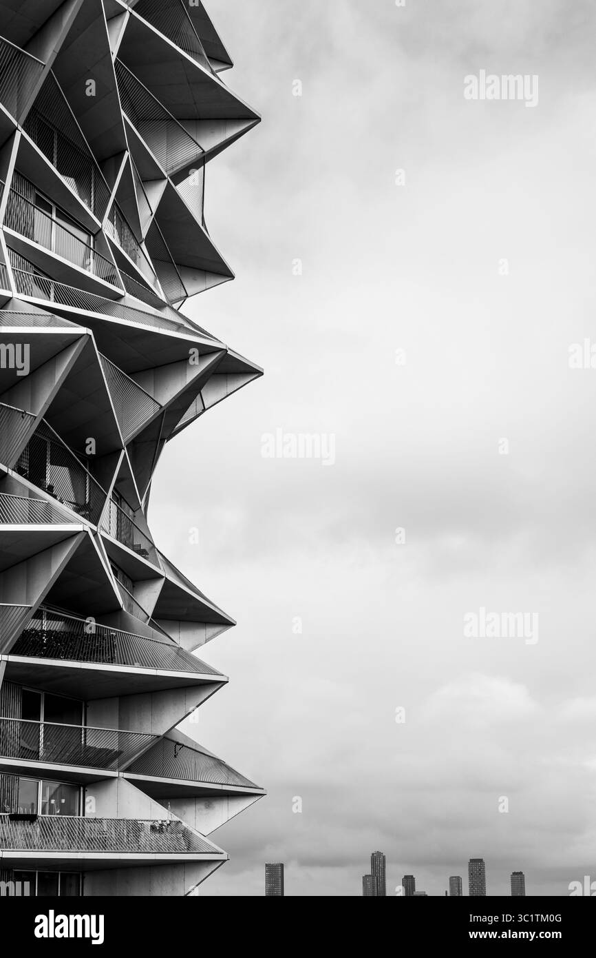 Vue spectaculaire en noir et blanc sur les Cactus Towers à Copenhague Banque D'Images