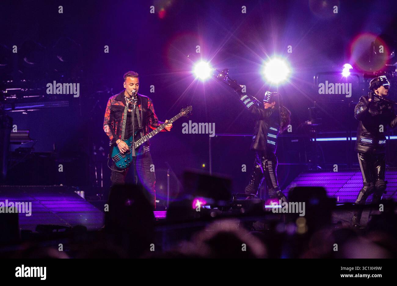 26 mars 2019 - Atlanta, GA, États-Unis - ATLANTA, GÉORGIE - MARS 26 : Chris Wolstenholme de Muse se produit en concert au State Farm Arena le 23 mars 2019 à Atlanta, Géorgie. Photo : Ryan Fleisher/imageSPACE (crédit image : © Imagespace via ZUMA Wire) Banque D'Images
