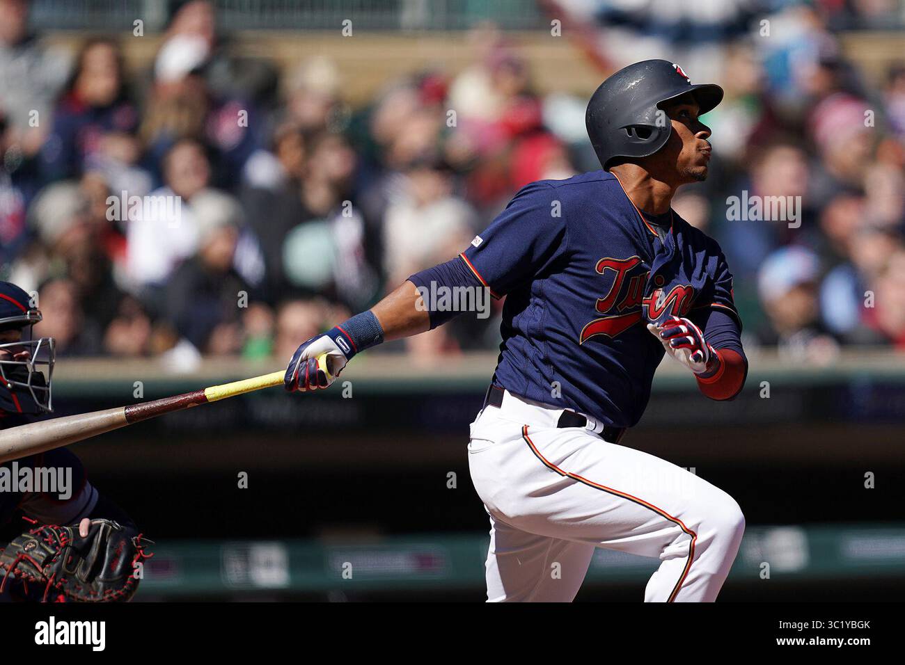30 mars 2019 - Minneapolis, MN, États-Unis - Jorge Polanco des Twins du Minnesota a triplé contre les Indians de Cleveland le samedi 30 mars 2019, au Target Field de Minneapolis. Les Indiens ont gagné, 2-1. (Crédit image : © Anthony souffle/Minneapolis Star Tribune/TNS via ZUMA Wire) Banque D'Images