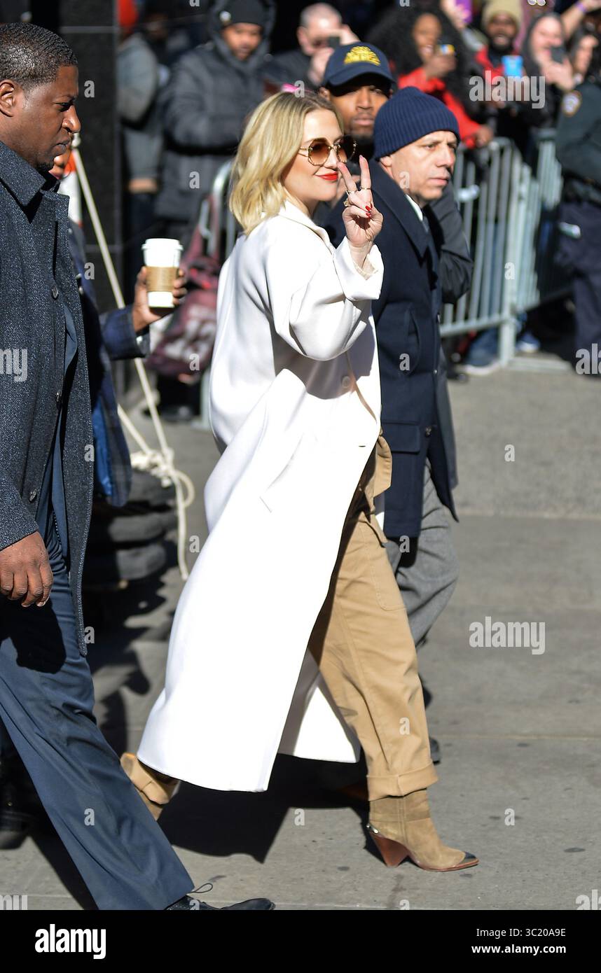 4 avril 2019 - New York, New York, États-Unis - L'actrice KATE HUDSON a fait une apparition à 'Good Morning America' à Times Square à New York. (Crédit image : © Kristin Callahan/Ace Pictures via ZUMA Press) Banque D'Images