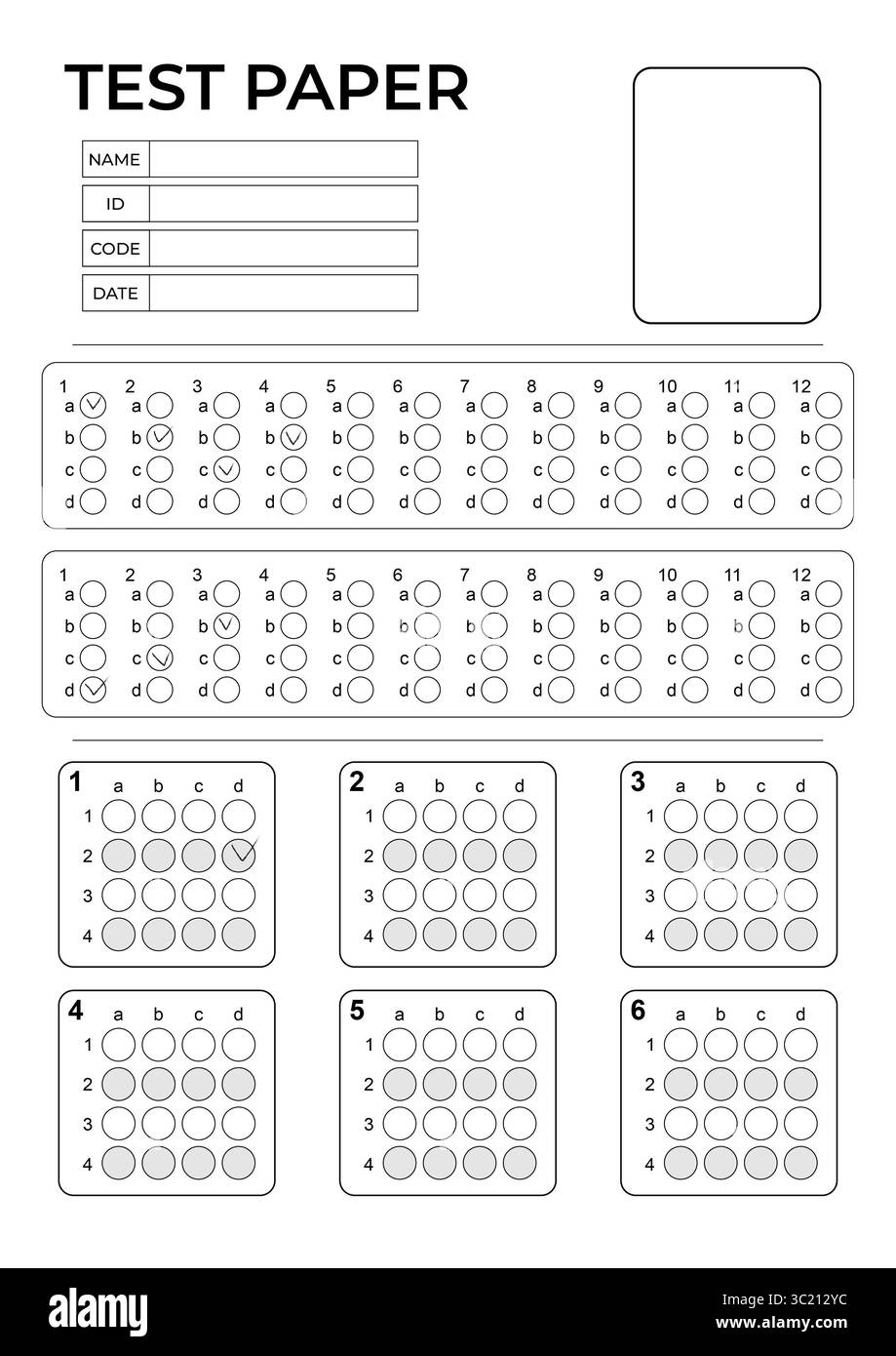Papier test avec réponses marquées. Examen pour étudiants Banque D'Images