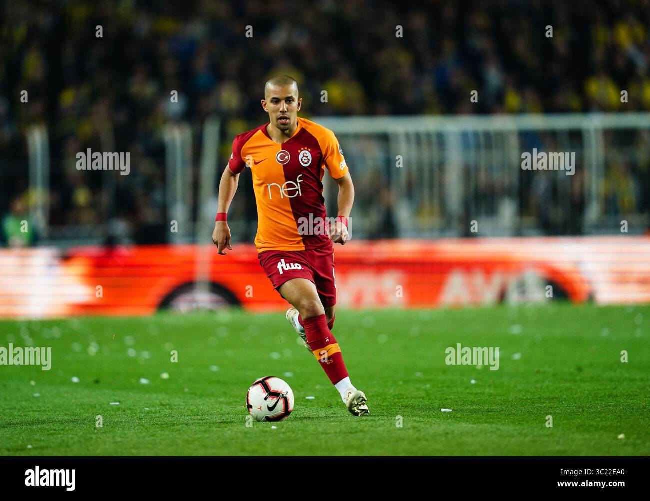 14 avril 2019 : Fernando de Galatasaray lors du match turc Super Lig entre Fenerbache et Galatasaray au stade ÅžÃ¼krÃ¼ SaracoÄŸlu à Istanbul, Turquie. Ulrik Pedersen/CSM.(image de crédit : &copy ; Ulrik Pedersen/CSM via ZUMA Wire) Banque D'Images