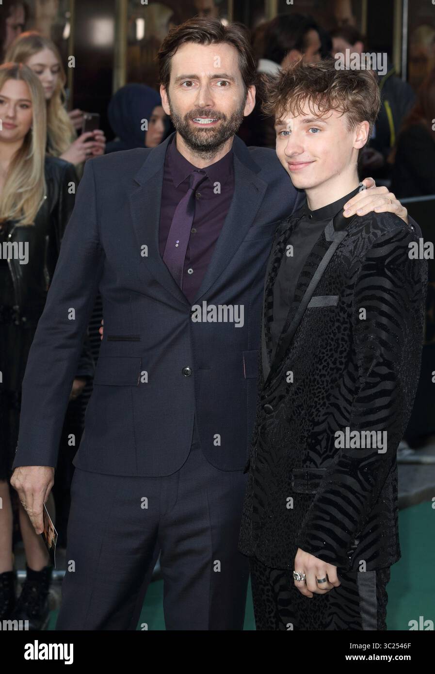 29 avril 2019 - Londres, Royaume-Uni - David Tennant et Ty Tennant sur le tapis rouge à la première britannique de Tolkien au Curzon Mayfair (crédit image : © Keith Mayhew/SOPA images via ZUMA Wire) Banque D'Images