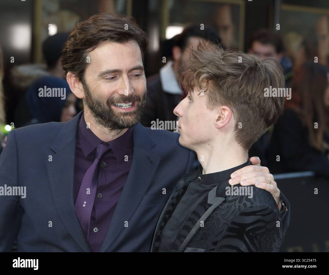 29 avril 2019 - Londres, Royaume-Uni - David Tennant et Ty Tennant sur le tapis rouge à la première britannique de Tolkien au Curzon Mayfair (crédit image : © Keith Mayhew/SOPA images via ZUMA Wire) Banque D'Images