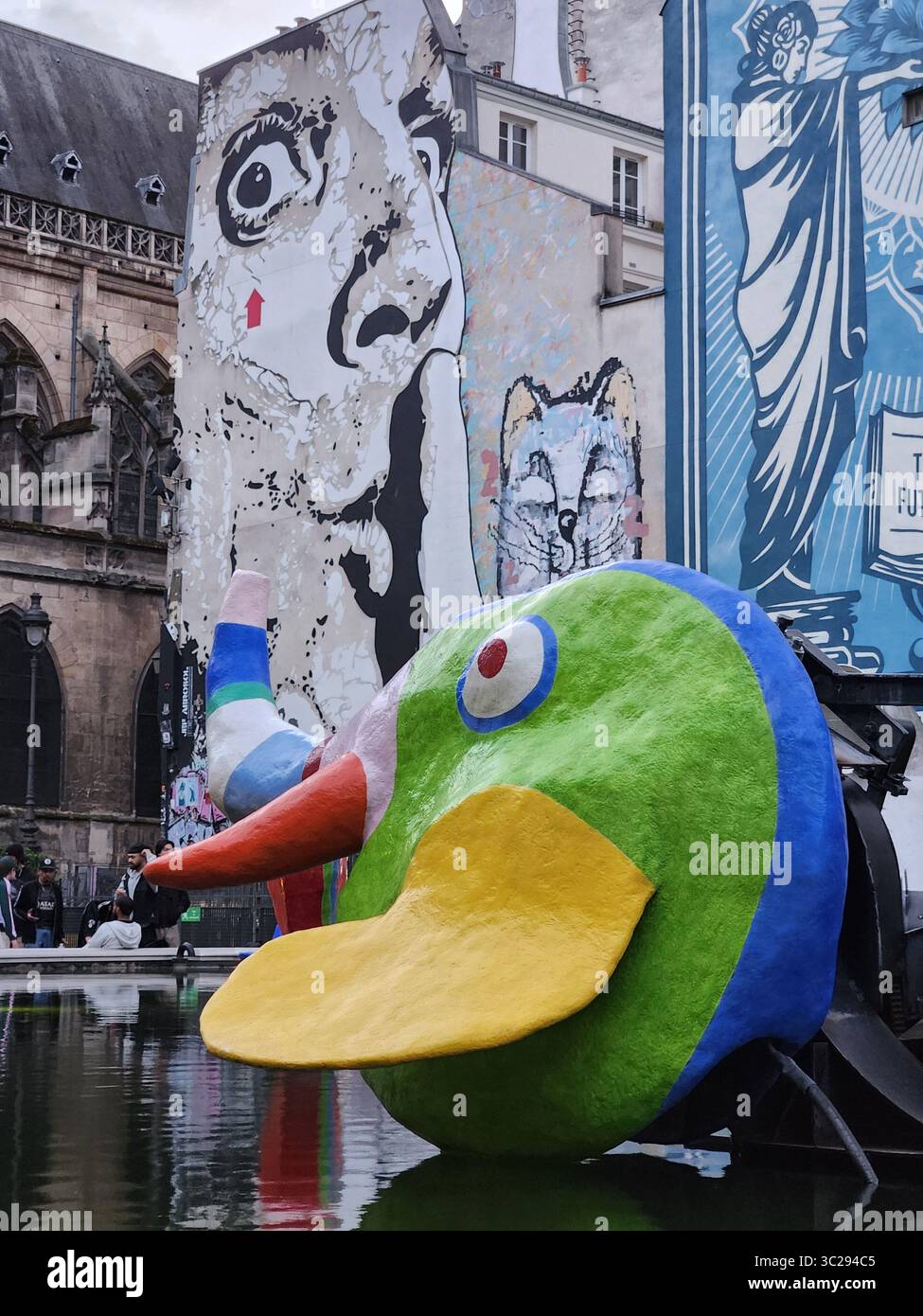art en dehors du pompidou paris Banque D'Images