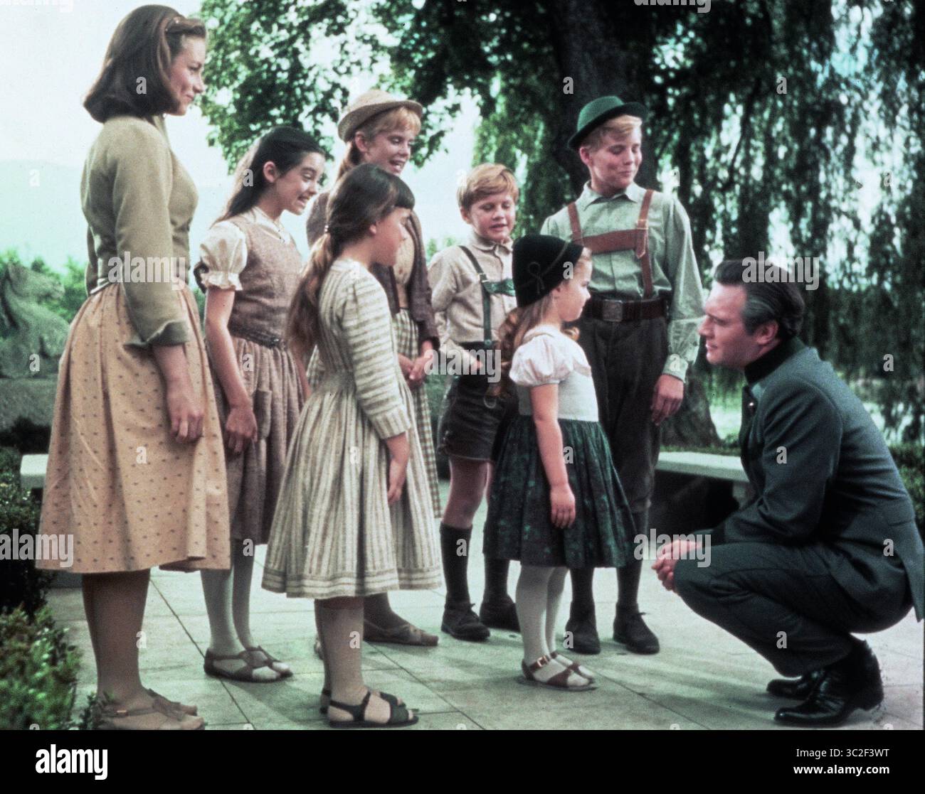 La mélodie de la musique (1965)Charmian Carr, Nicholas Hammond, Angela Cartwright, Heather Menzies, Duane Chase, Debbie Turner, Kym Karath Christopher Plummer *Filmstill - usage éditorial seulement* Voir instructions spéciales. CAP/TFS image fournie par Capital Pictures Banque D'Images