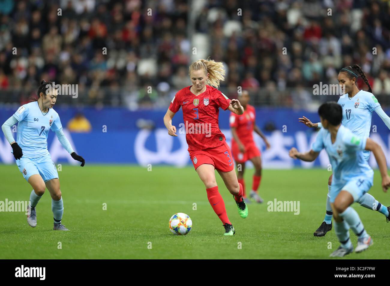 11 juin 2019 : Reims, France : Mewis des États-Unis lors d'un match contre la Thaïlande match valable pour le groupe F de la première phase de la Coupe du monde de football féminin au stade Auguste-Delaune. (Crédit image : © Vanessa Carvalho/ZUMA Wire) Banque D'Images