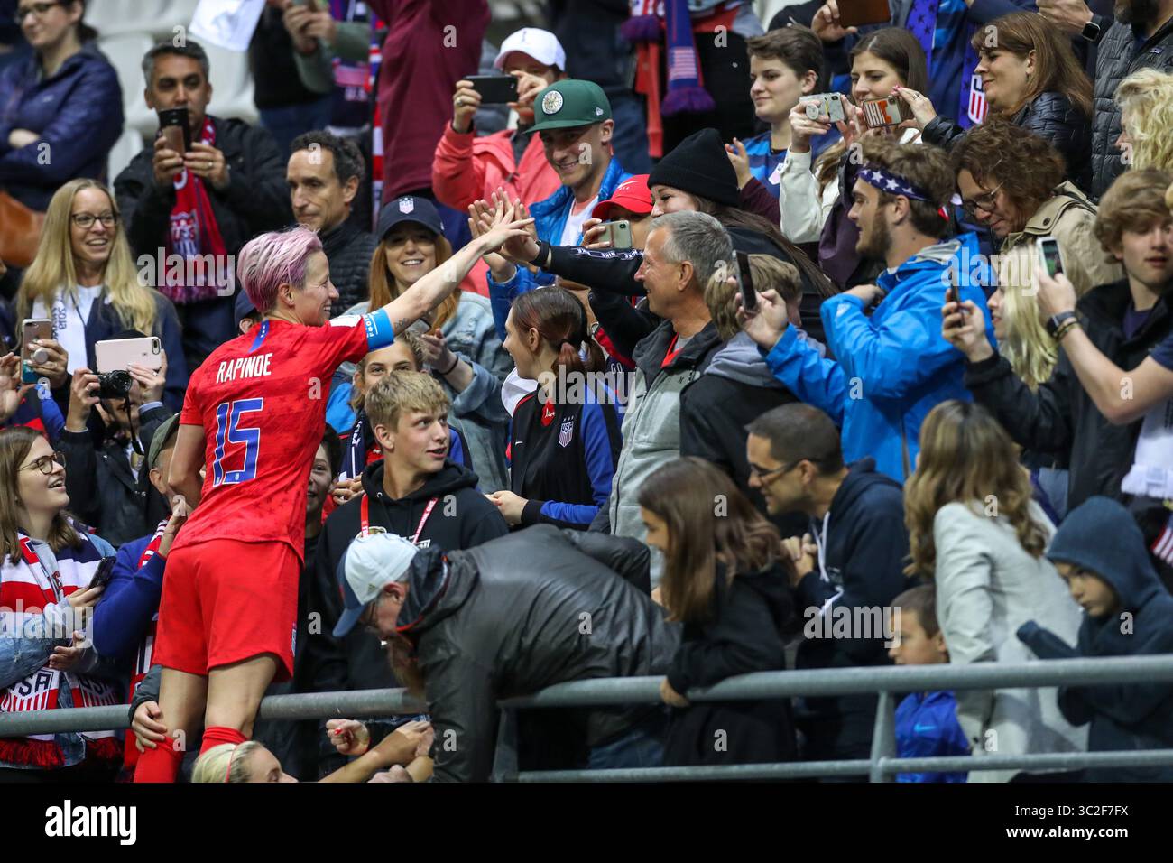 11 juin 2019 : Reims, France : Megan Rapinoe des États-Unis lors d'un match contre la Thaïlande valable pour le groupe F de la première phase de la Coupe du monde de football féminin au stade Auguste-Delaune. (Crédit image : © Vanessa Carvalho/ZUMA Wire) Banque D'Images