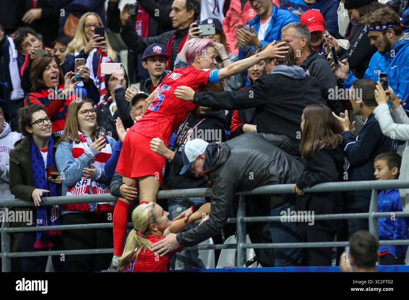 11 juin 2019 : Reims, France : Megan Rapinoe des États-Unis lors d'un match contre la Thaïlande valable pour le groupe F de la première phase de la Coupe du monde de football féminin au stade Auguste-Delaune. (Crédit image : © Vanessa Carvalho/ZUMA Wire) Banque D'Images