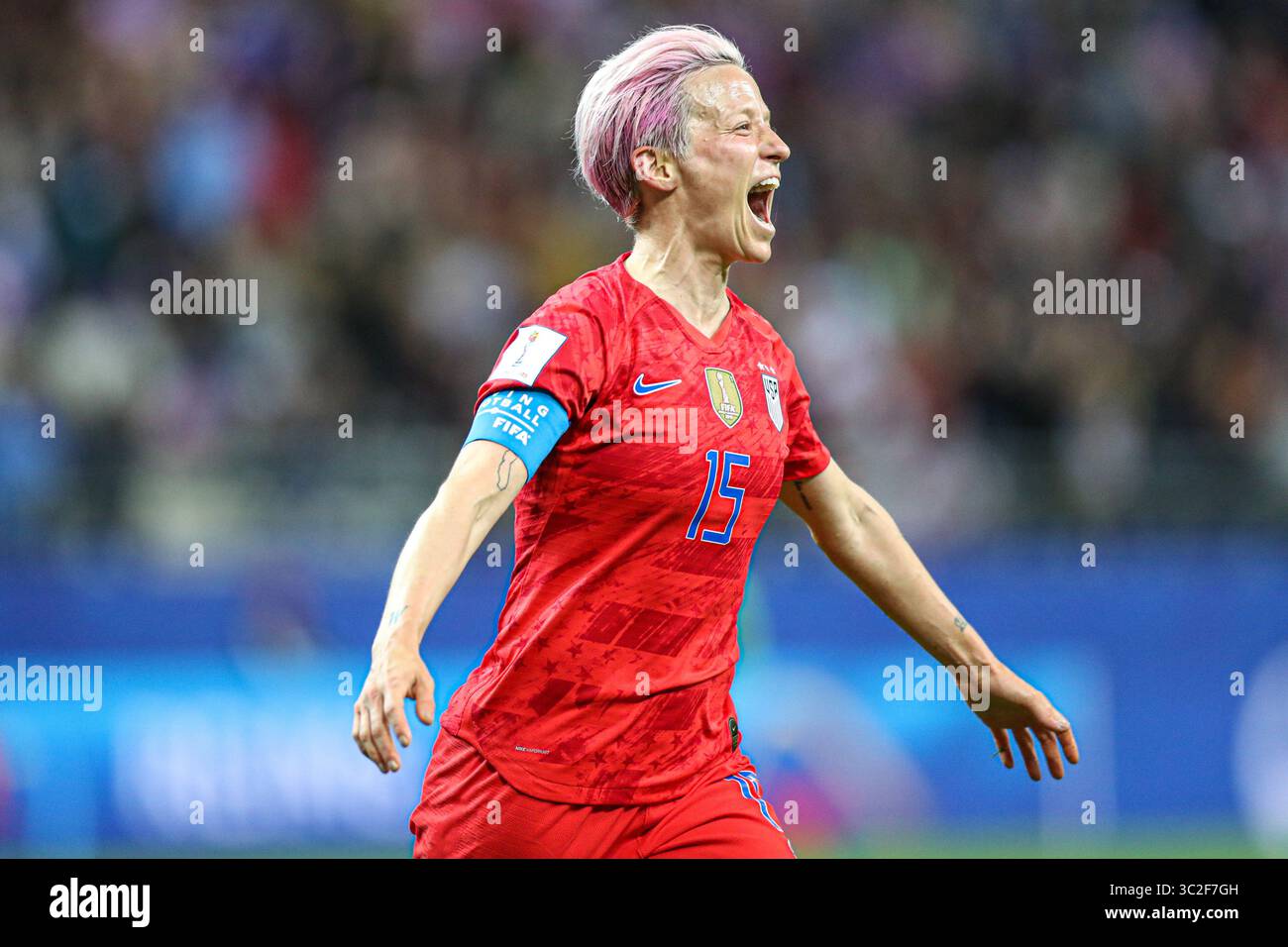 11 juin 2019 : Reims, France : Megan Rapinoe des États-Unis lors d'un match contre la Thaïlande valable pour le groupe F de la première phase de la Coupe du monde de football féminin au stade Auguste-Delaune. (Crédit image : © Vanessa Carvalho/ZUMA Wire) Banque D'Images