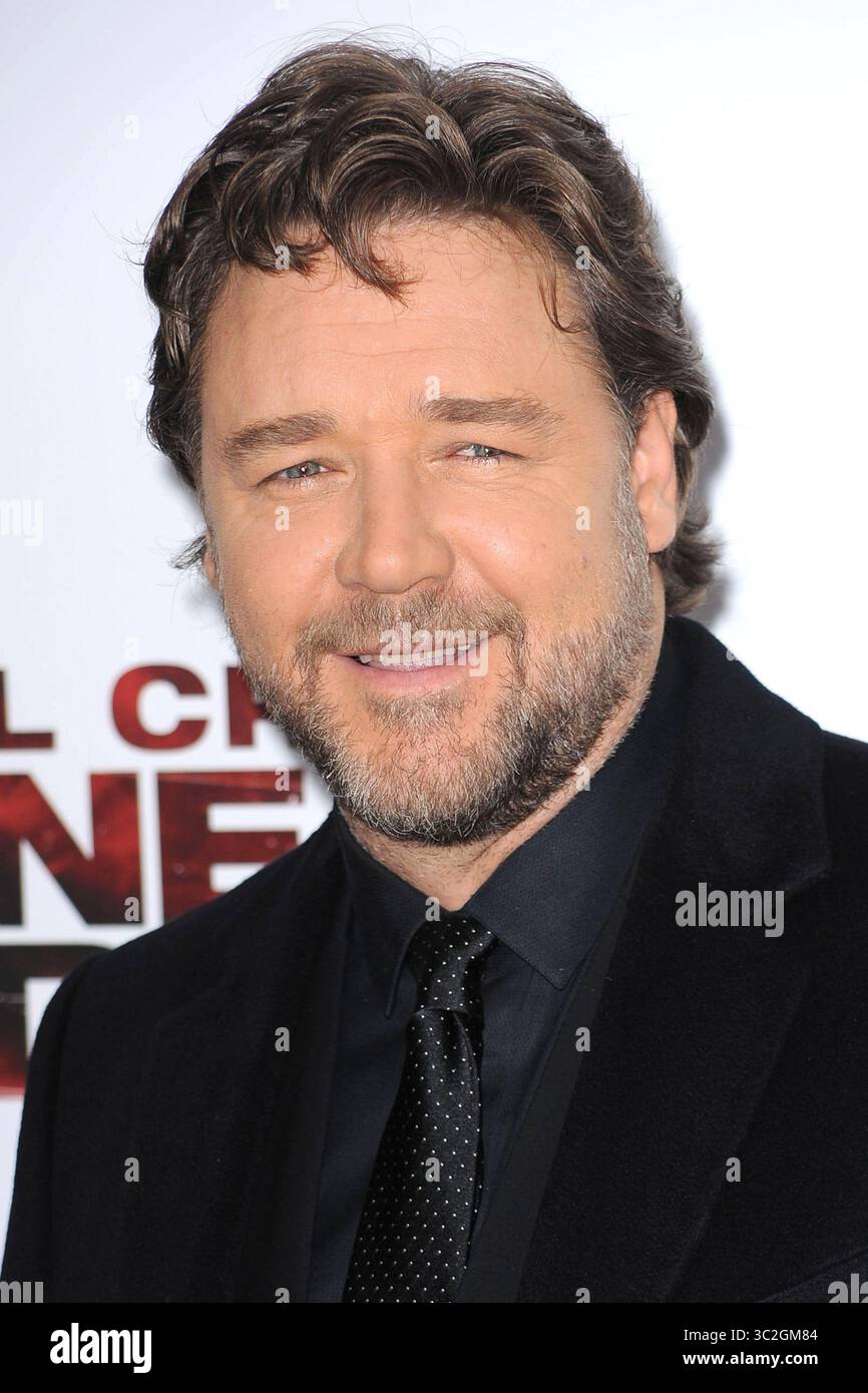 Russell Crowe à la projection spéciale New York du nouveau film de Lionsgate "les trois prochains jours" au Ziegfeld Theater de New York - 09 novembre 2010 Banque D'Images
