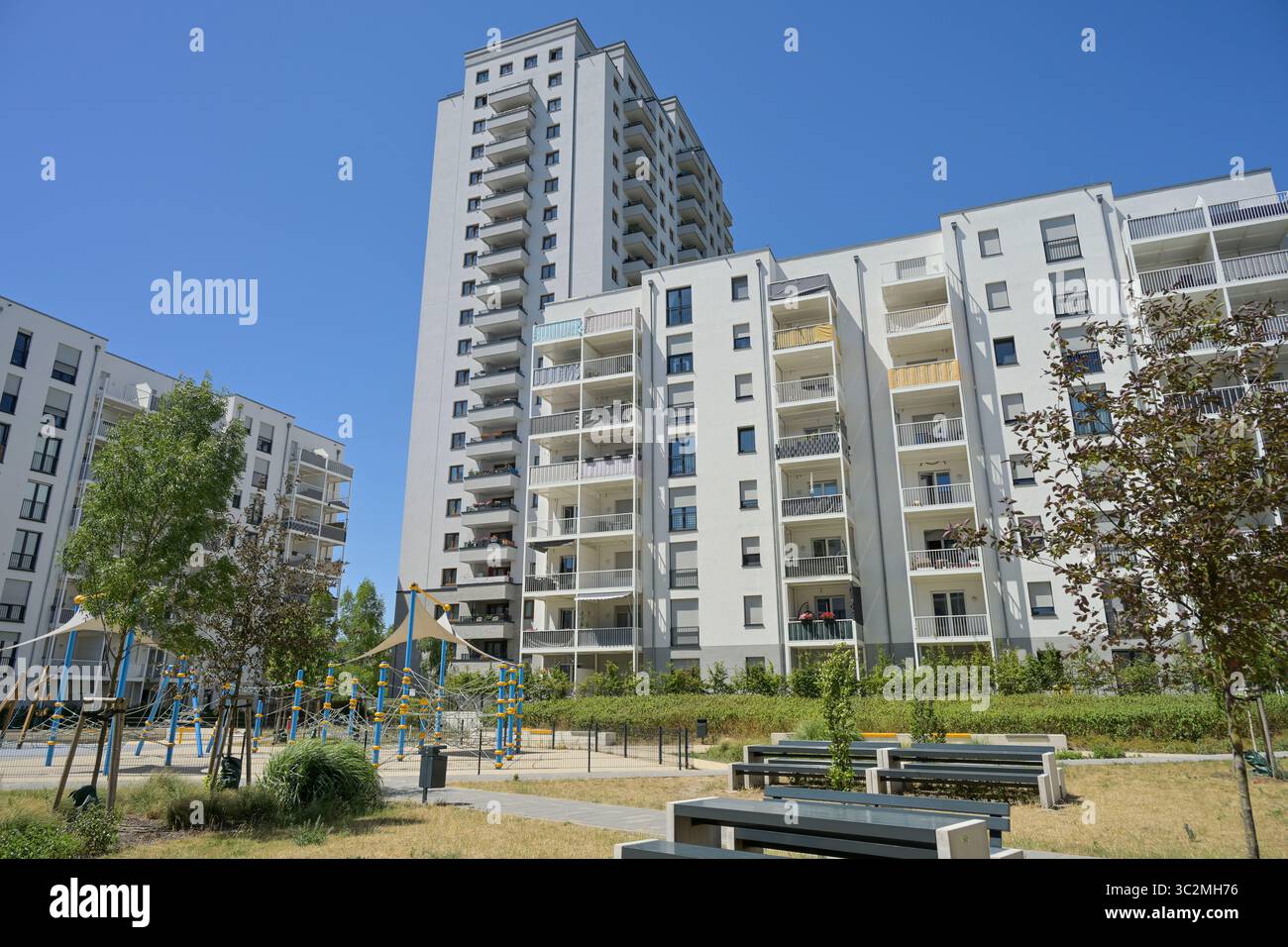 Plattenbau, Wohnhaus, Flämingstraße, Marzahn, Bezirk Marzahn-Hellersdorf, Berlin, Deutschland Banque D'Images