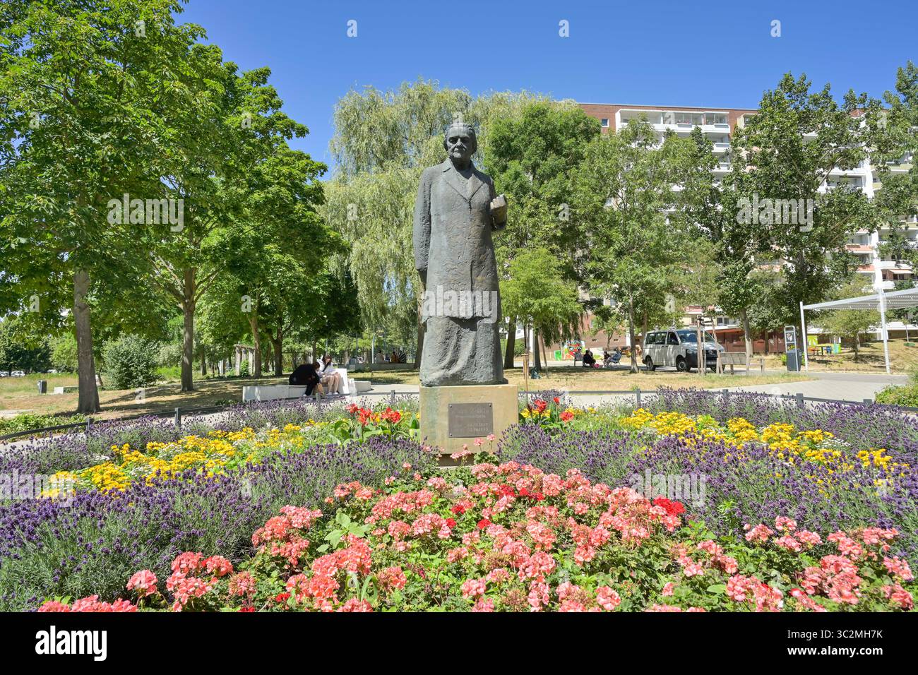 Statue Clara Zetkin, Clara-Zetkin-Park, Niemegker Straße, Marzahn, Bezirk Marzahn-Hellersdorf, Berlin, Deutschland Banque D'Images