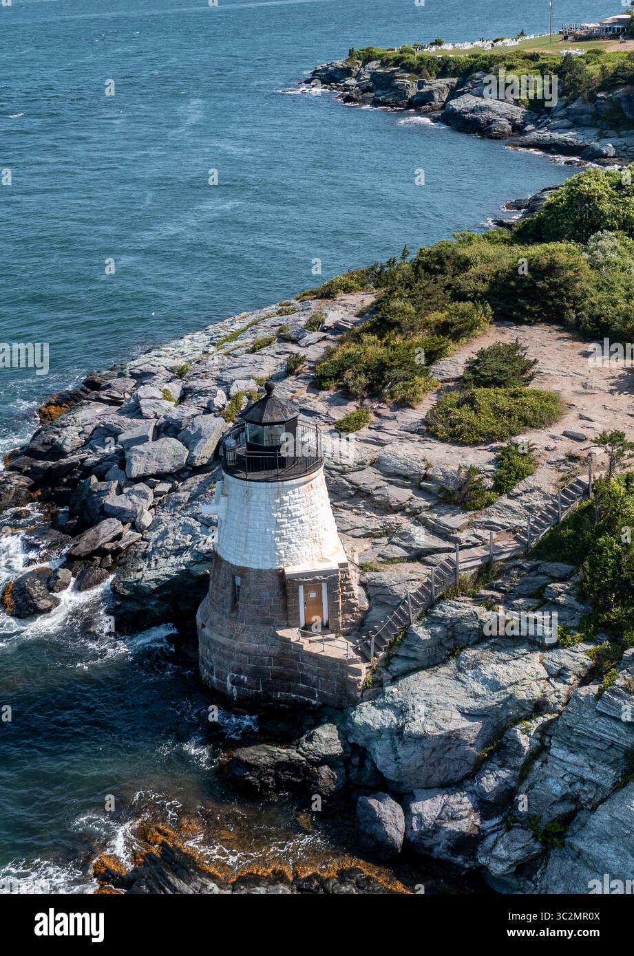 Phare de Castle Hill, Newport Rhode Island, États-Unis. Le phare est situé sur la baie de Narragansett à Newport, Rhode Island, à la fin de l'historique Banque D'Images