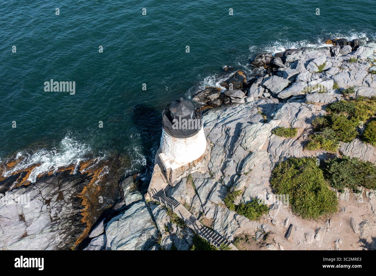 Phare de Castle Hill, Newport Rhode Island, États-Unis. Le phare est situé sur la baie de Narragansett à Newport, Rhode Island, à la fin de l'historique Banque D'Images