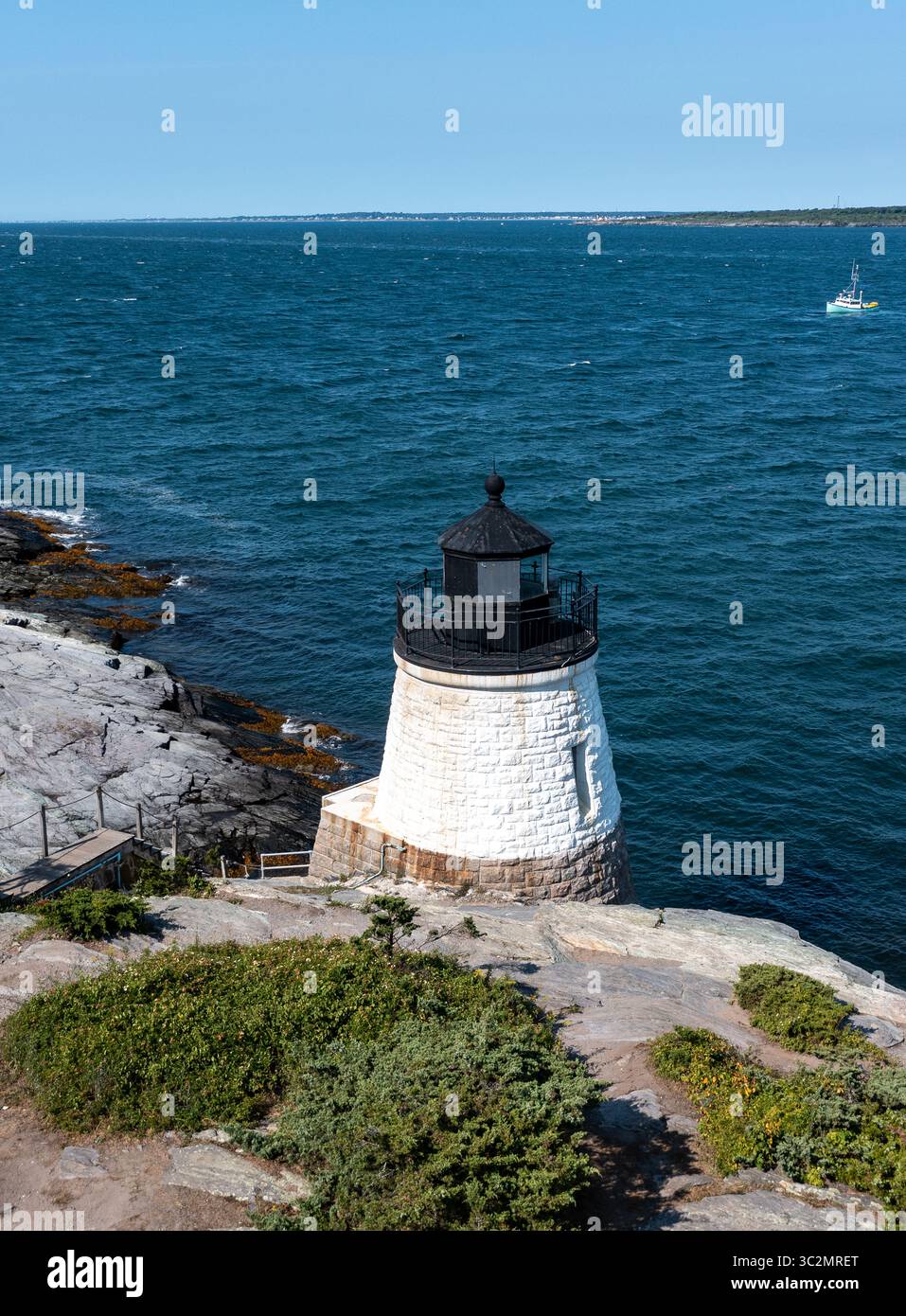 Phare de Castle Hill, Newport Rhode Island, États-Unis. Le phare est situé sur la baie de Narragansett à Newport, Rhode Island, à la fin de l'historique Banque D'Images