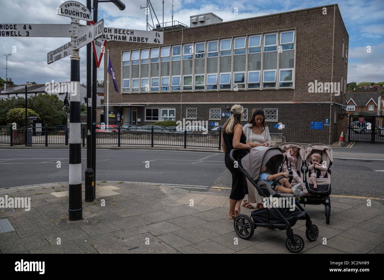 Loughton, ville de banlieue et paroisse civile dans le district de la forêt d'Epping dans l'Essex, Angleterre, Royaume-Uni Banque D'Images
